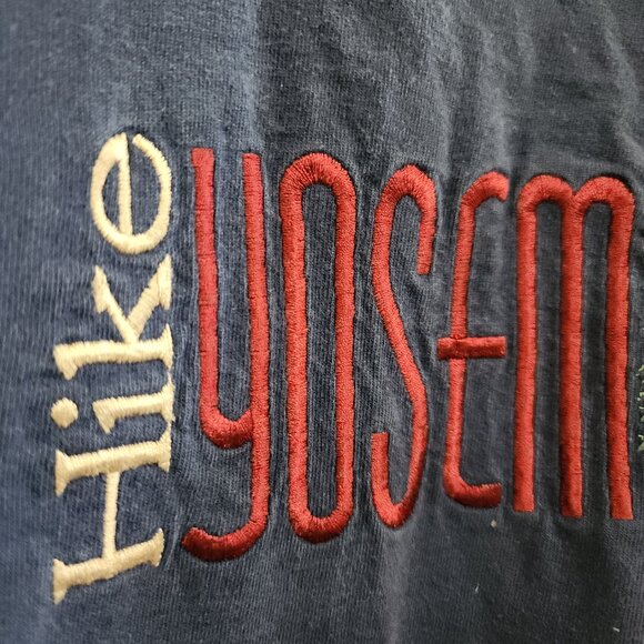 Vintage Yosemite Hike Embroidered Crewneck Shirt Navy Blue Size X-Large - Picture 4 of 10